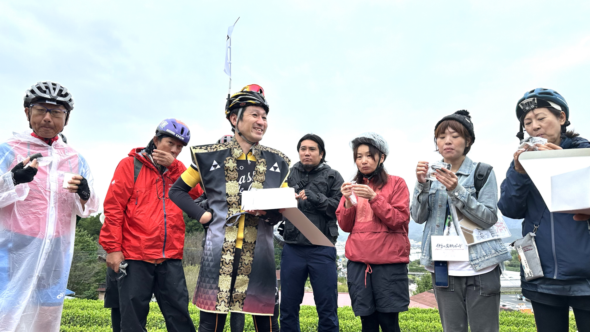 izukano_top-pic-2.png